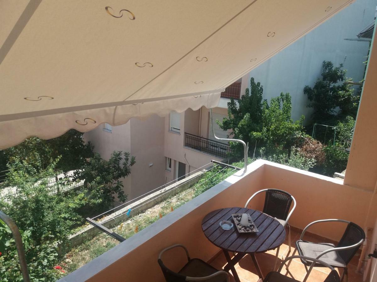 Apartment With Balcony And Parking Kavala Exterior photo